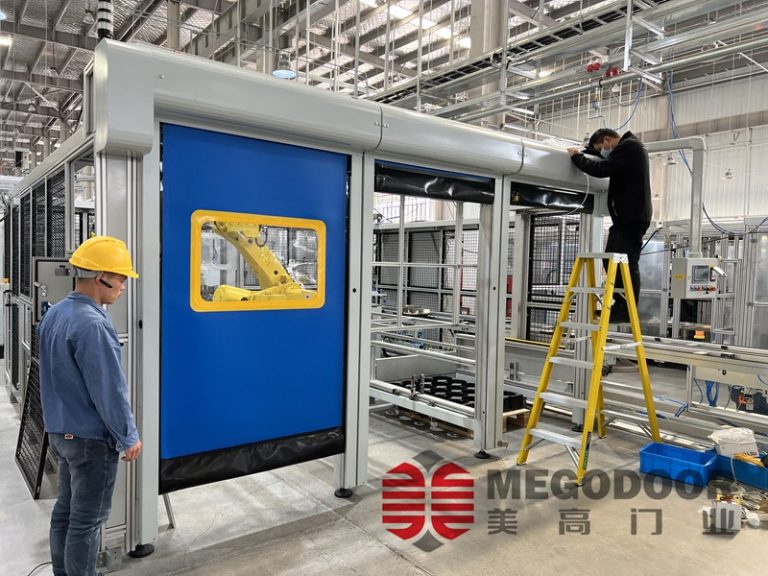 機(jī)器人設(shè)備防護(hù)快速門：高效、安全的工業(yè)解決方案縮略圖