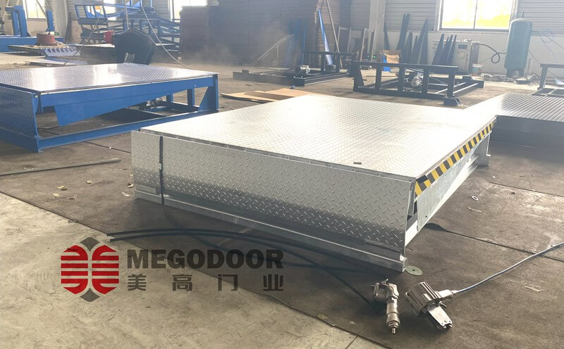 無錫固定式液壓裝卸貨平臺(tái)插圖1